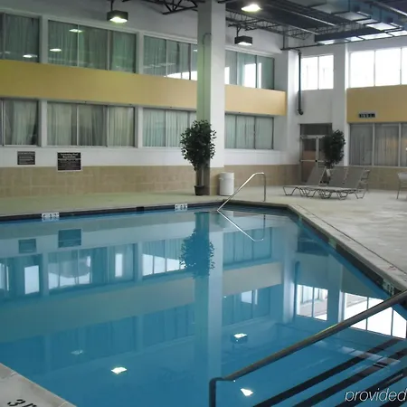 Quality Inn & Suites East Syracuse - Carrier Circle 