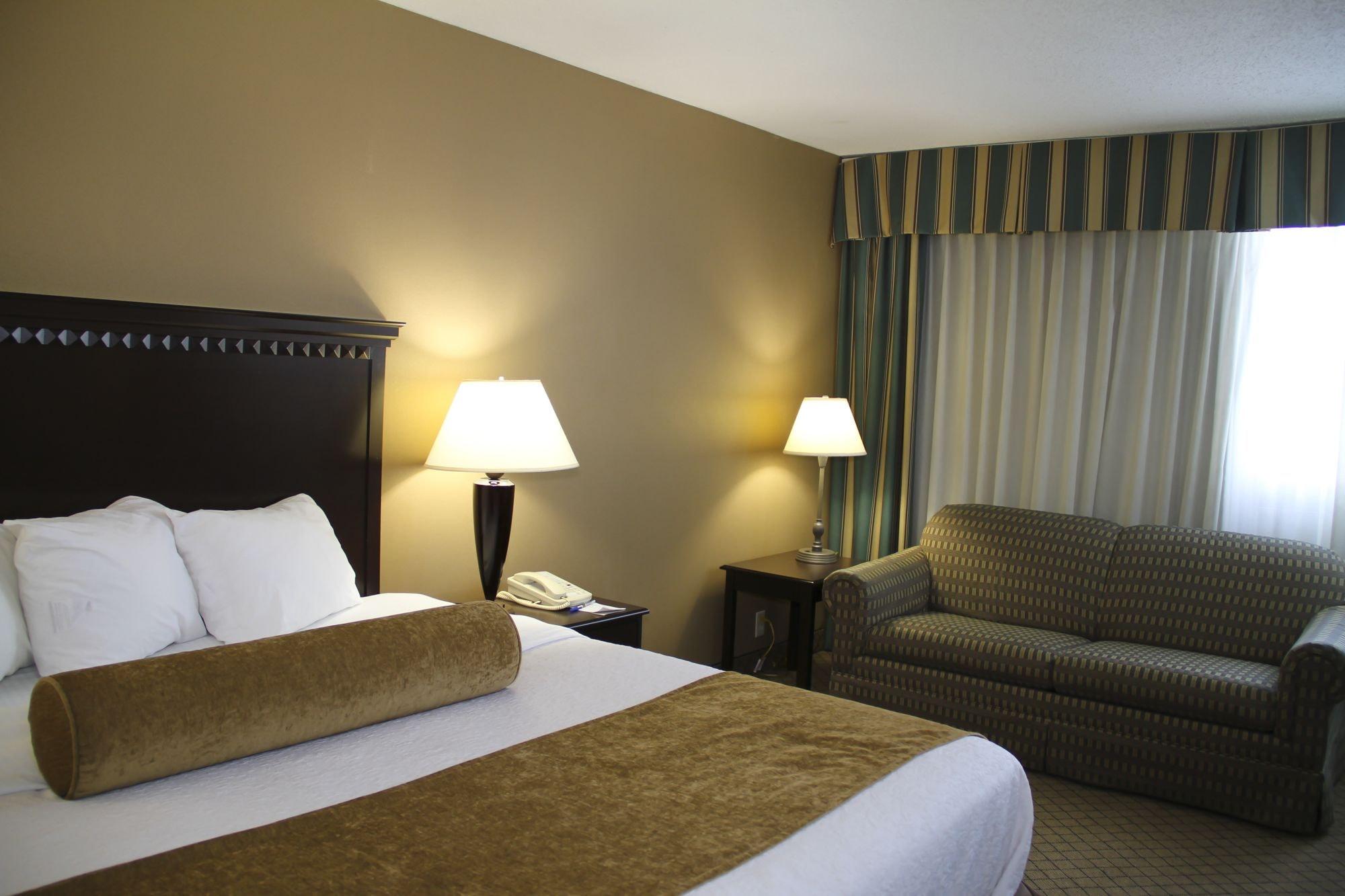 Quality & - Carrier Circle Hotel