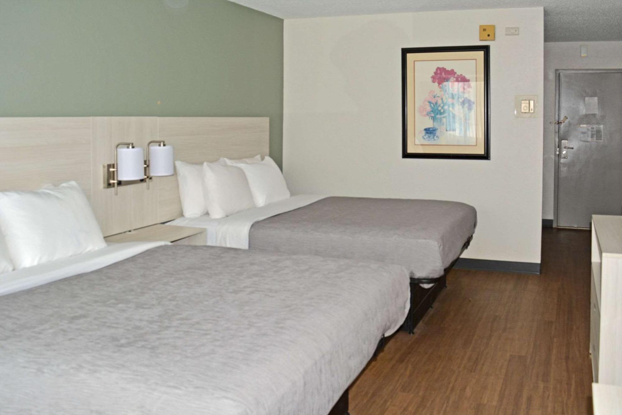 Quality & - Carrier Circle East Syracuse