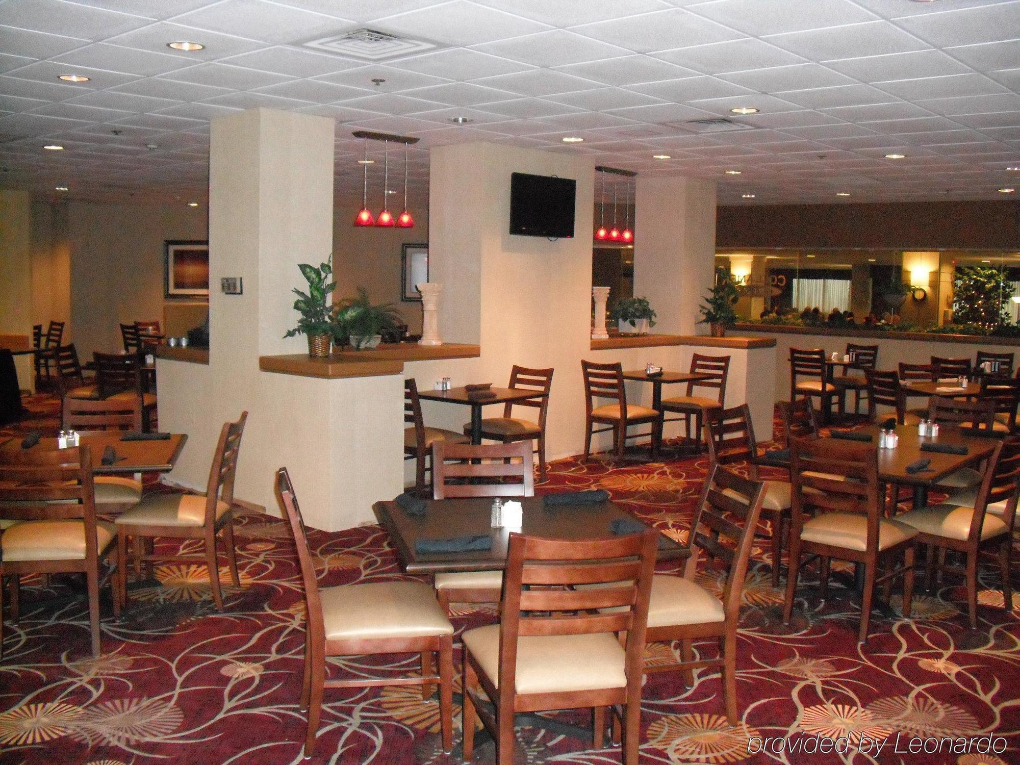 Quality & - Carrier Circle 3* East Syracuse